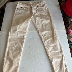 Cream Skinny Jeans with zip ankle